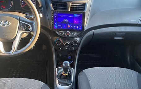 Hyundai Solaris II рестайлинг, 2012 год, 525 555 рублей, 10 фотография
