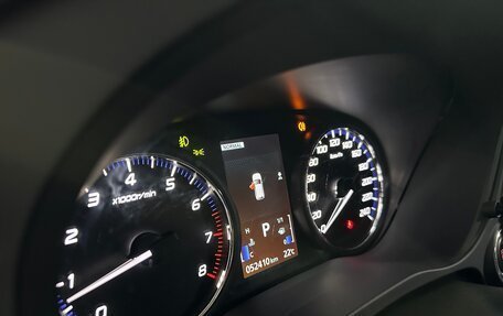 Mitsubishi Outlander III рестайлинг 3, 2020 год, 2 450 000 рублей, 15 фотография