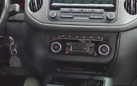 Volkswagen Tiguan I, 2011 год, 1 100 000 рублей, 16 фотография