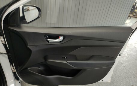 Hyundai Solaris II рестайлинг, 2021 год, 1 620 000 рублей, 16 фотография