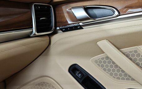 Porsche Panamera II рестайлинг, 2011 год, 2 199 000 рублей, 23 фотография