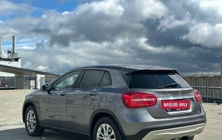 Mercedes-Benz GLA, 2015 год, 2 140 000 рублей, 3 фотография