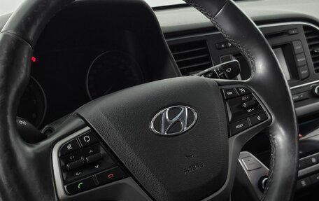 Hyundai Elantra VI рестайлинг, 2018 год, 1 469 000 рублей, 15 фотография