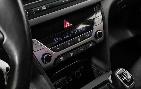 Hyundai Elantra VI рестайлинг, 2018 год, 1 469 000 рублей, 17 фотография