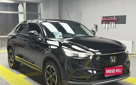 Honda Vezel, 2024 год, 1 842 000 рублей, 1 фотография