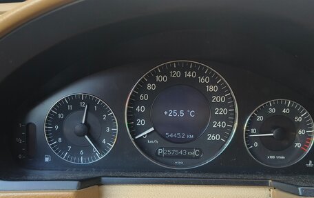 Mercedes-Benz E-Класс, 2007 год, 700 000 рублей, 9 фотография