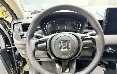 Honda Vezel, 2024 год, 1 842 000 рублей, 18 фотография