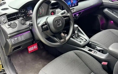 Honda Vezel, 2024 год, 1 842 000 рублей, 16 фотография