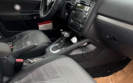 Volkswagen Jetta VI, 2010 год, 670 000 рублей, 5 фотография