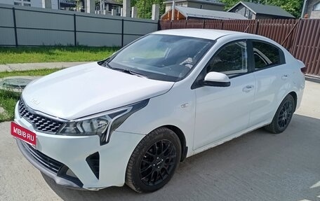 KIA Rio IV, 2021 год, 1 200 000 рублей, 3 фотография