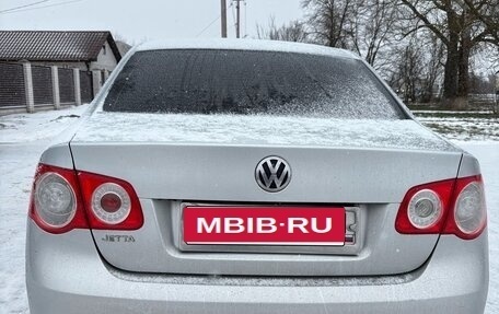 Volkswagen Jetta VI, 2010 год, 670 000 рублей, 4 фотография