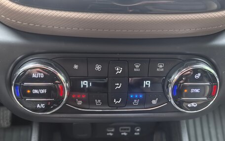 Chevrolet TrailBlazer, 2021 год, 2 190 000 рублей, 24 фотография