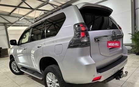 Toyota Land Cruiser Prado 150 рестайлинг 2, 2015 год, 3 500 000 рублей, 2 фотография