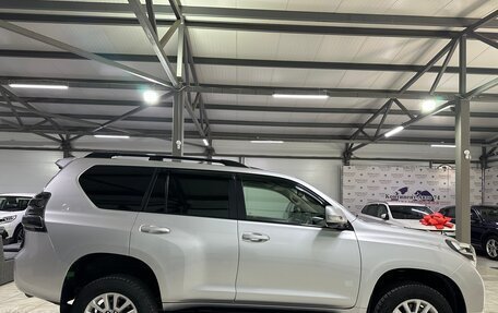 Toyota Land Cruiser Prado 150 рестайлинг 2, 2015 год, 3 500 000 рублей, 11 фотография