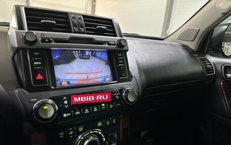Toyota Land Cruiser Prado 150 рестайлинг 2, 2015 год, 3 500 000 рублей, 16 фотография