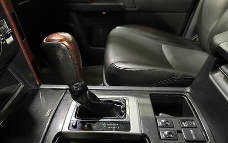 Toyota Land Cruiser Prado 150 рестайлинг 2, 2015 год, 3 500 000 рублей, 19 фотография