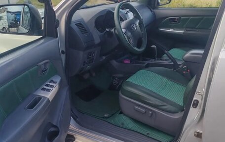 Toyota Hilux VII, 2013 год, 2 299 000 рублей, 15 фотография