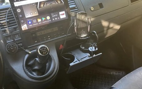 Volkswagen Caravelle T5, 2006 год, 1 150 000 рублей, 8 фотография