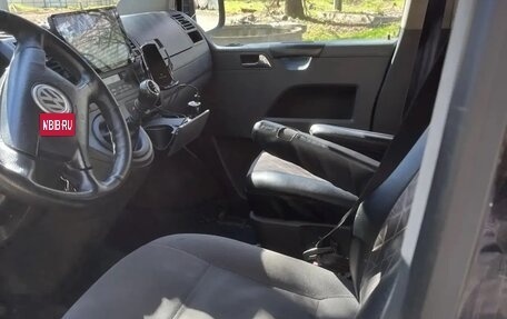 Volkswagen Caravelle T5, 2006 год, 1 150 000 рублей, 7 фотография