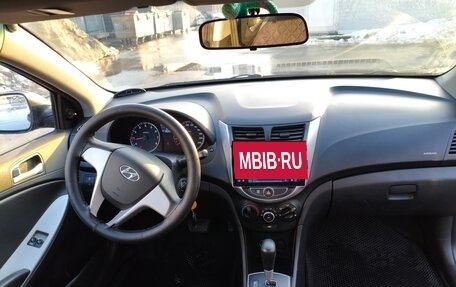 Hyundai Solaris II рестайлинг, 2012 год, 630 000 рублей, 9 фотография