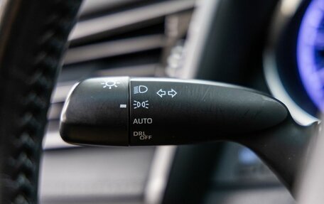 Toyota Camry, 2019 год, 2 298 000 рублей, 19 фотография
