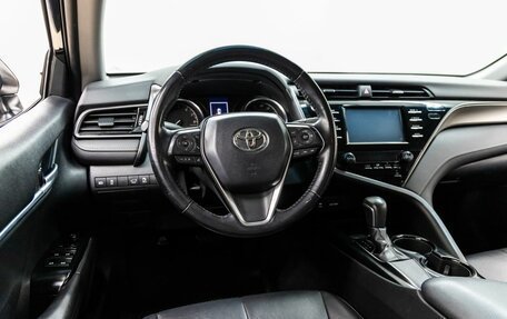 Toyota Camry, 2019 год, 2 298 000 рублей, 26 фотография