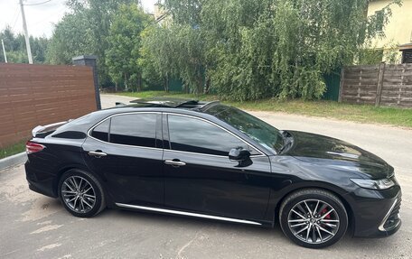Toyota Camry, 2023 год, 4 000 000 рублей, 3 фотография