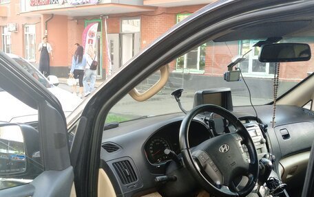 Hyundai Grand Starex Grand Starex I рестайлинг 2, 2010 год, 1 321 000 рублей, 6 фотография