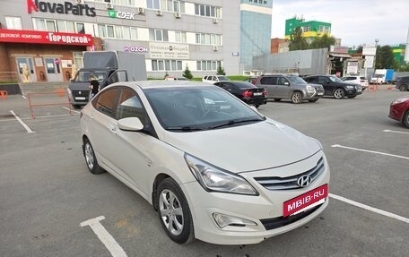 Hyundai Solaris II рестайлинг, 2015 год, 915 000 рублей, 3 фотография