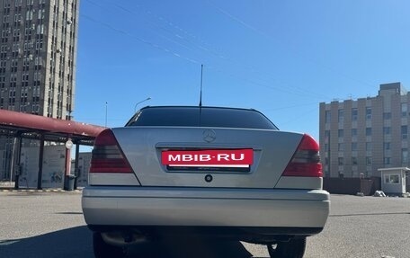 Mercedes-Benz C-Класс, 1997 год, 350 000 рублей, 4 фотография