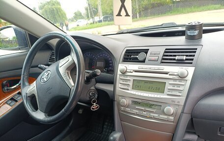 Toyota Camry, 2010 год, 1 200 000 рублей, 9 фотография