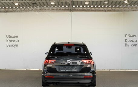 Volkswagen Tiguan II, 2017 год, 1 799 000 рублей, 6 фотография