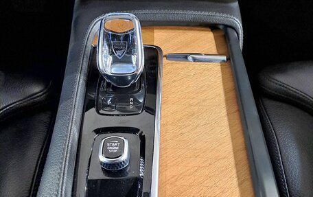 Volvo XC90 II рестайлинг, 2021 год, 4 890 000 рублей, 14 фотография