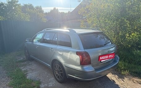 Toyota Avensis III рестайлинг, 2007 год, 630 000 рублей, 3 фотография