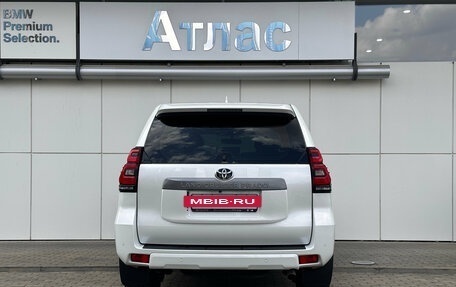 Toyota Land Cruiser Prado 150 рестайлинг 2, 2020 год, 5 190 000 рублей, 4 фотография