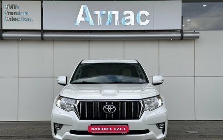 Toyota Land Cruiser Prado 150 рестайлинг 2, 2020 год, 5 190 000 рублей, 3 фотография
