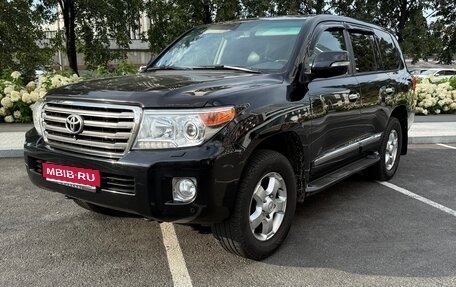 Toyota Land Cruiser 200, 2013 год, 3 599 000 рублей, 1 фотография