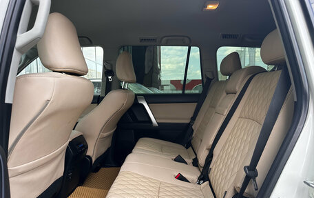 Toyota Land Cruiser Prado 150 рестайлинг 2, 2020 год, 5 190 000 рублей, 13 фотография