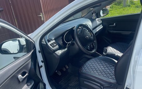 KIA Rio III рестайлинг, 2015 год, 1 050 000 рублей, 12 фотография