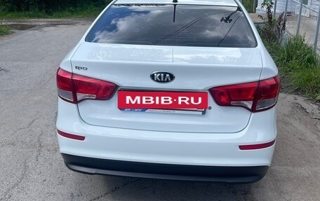 KIA Rio III рестайлинг, 2015 год, 1 050 000 рублей, 3 фотография