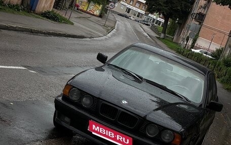 BMW 5 серия, 1995 год, 400 000 рублей, 2 фотография