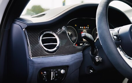Bentley Bentayga I, 2023 год, 27 300 000 рублей, 16 фотография