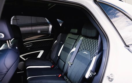 Bentley Bentayga I, 2023 год, 27 300 000 рублей, 17 фотография
