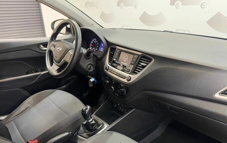 Hyundai Solaris II рестайлинг, 2018 год, 1 330 000 рублей, 8 фотография