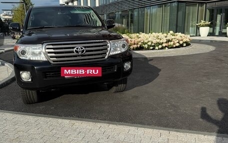 Toyota Land Cruiser 200, 2013 год, 3 599 000 рублей, 11 фотография