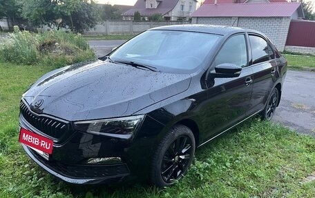 Skoda Rapid II, 2021 год, 1 720 000 рублей, 2 фотография