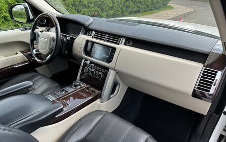 Land Rover Range Rover IV рестайлинг, 2014 год, 2 790 000 рублей, 13 фотография
