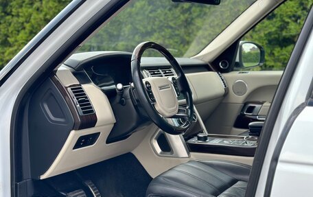 Land Rover Range Rover IV рестайлинг, 2014 год, 2 790 000 рублей, 10 фотография