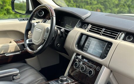 Land Rover Range Rover IV рестайлинг, 2014 год, 2 790 000 рублей, 14 фотография