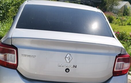 Renault Logan II, 2015 год, 950 000 рублей, 3 фотография